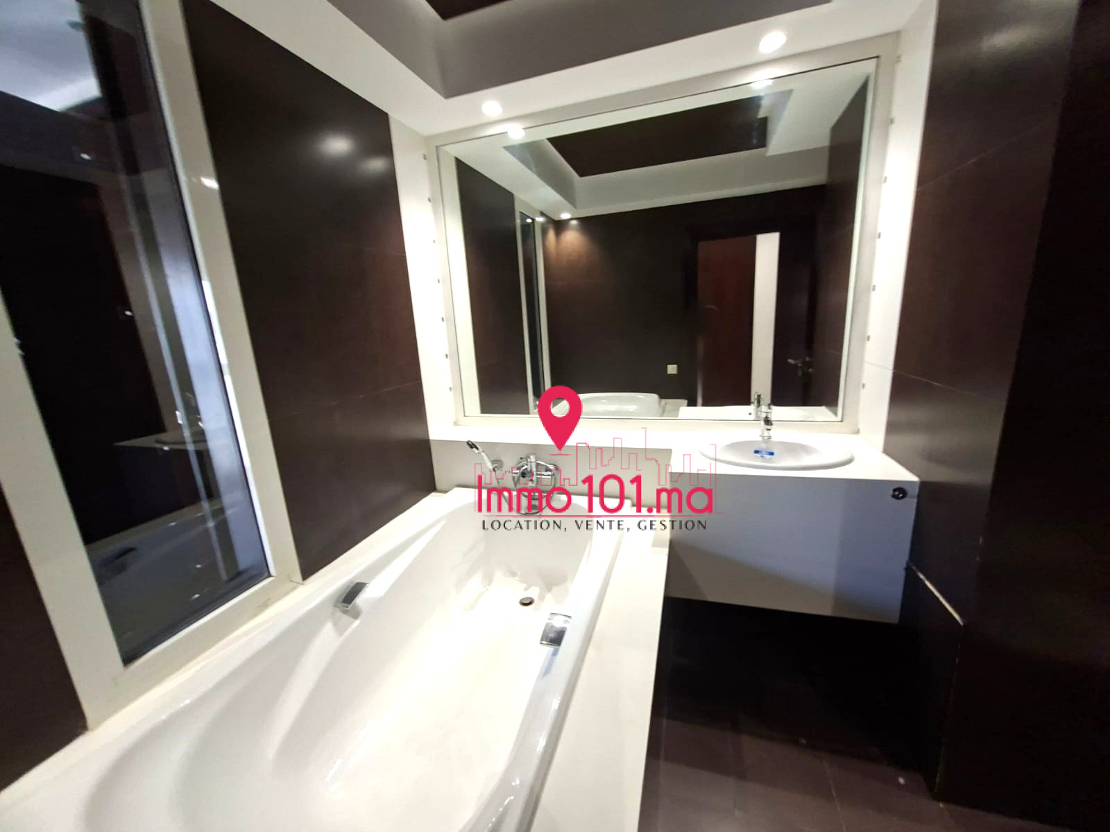 Location appartement à Hay Riad ZLLAV2453